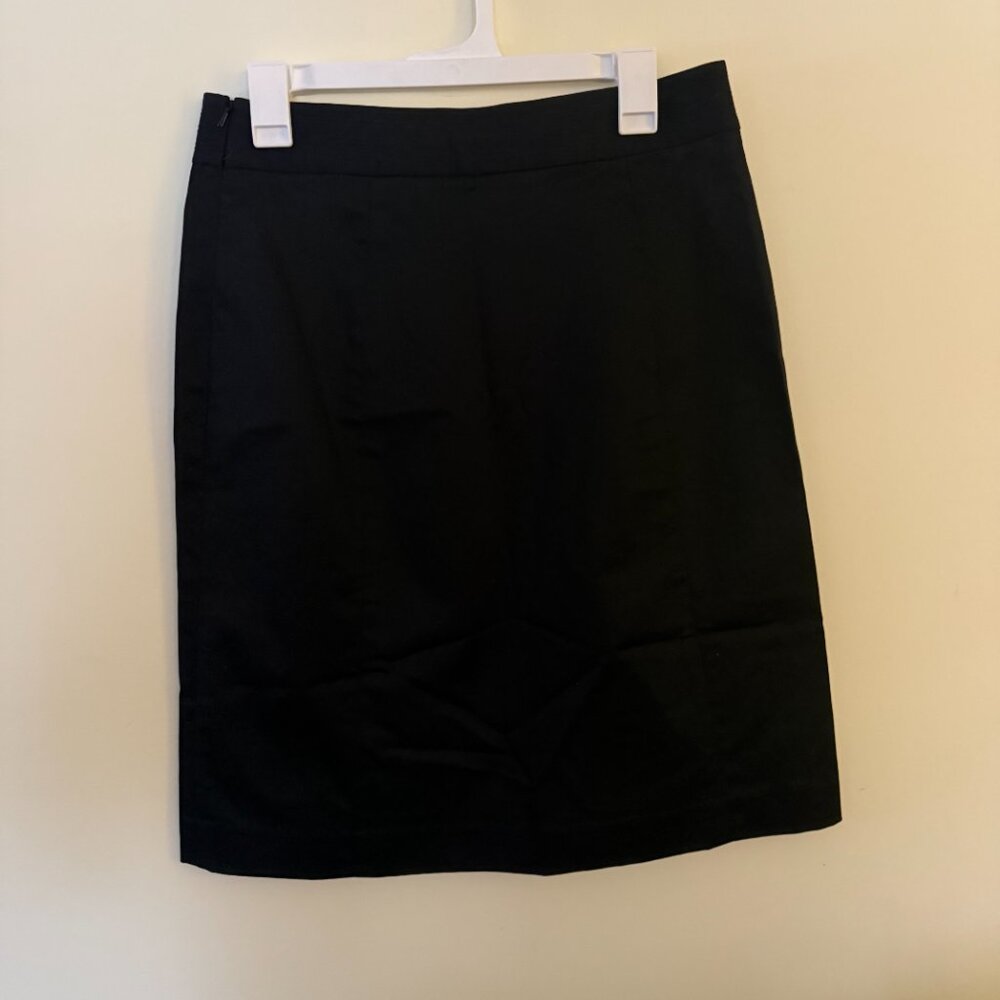 Banana Republic Skirt - Stretch - Size Medium